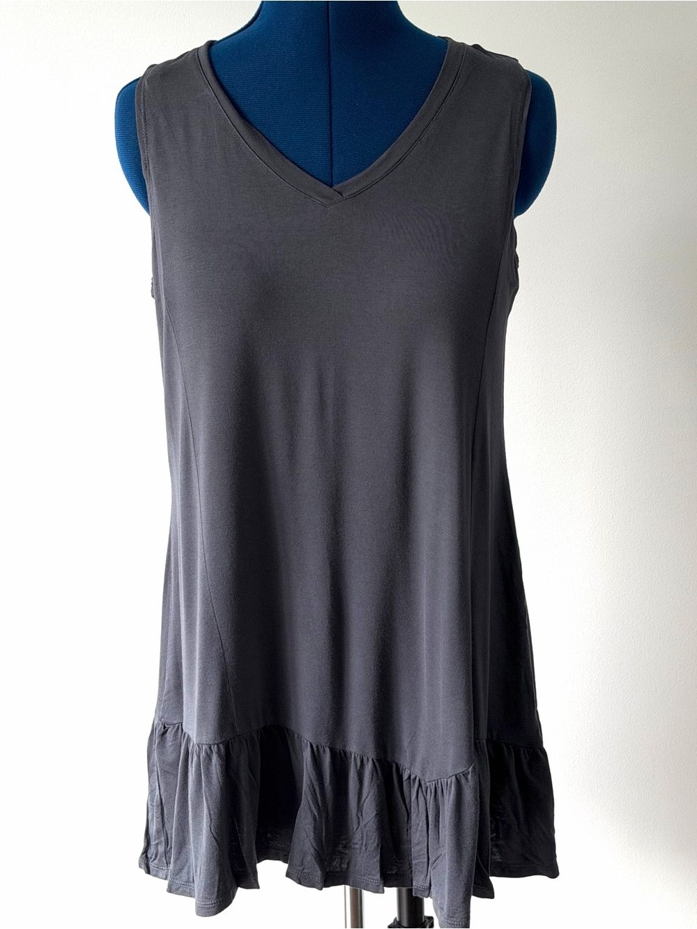 Women's Charcoal V-Neck Ruffle-Hem Tank Top